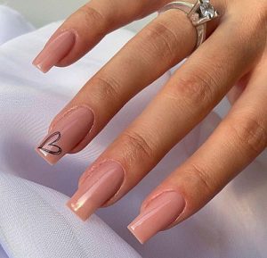 سالن زیبای لیدی لند ( تینا گروسی )