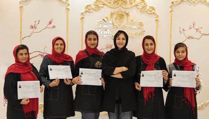 آموزشگاه آرایشگری در تهران