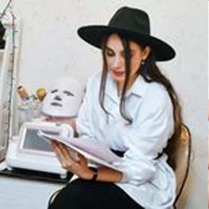 سالن تخصصی مراقبتی سارا اسکین