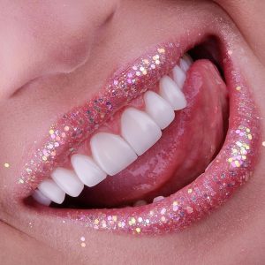 کلینیک فوق تخصصی لبخند درمان