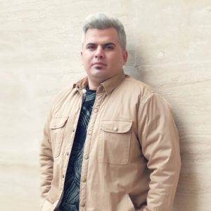 دکتر امیر خداداد