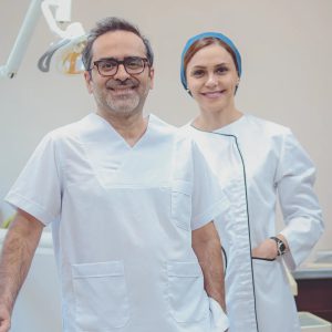 مرکز دندانپزشکی آرام