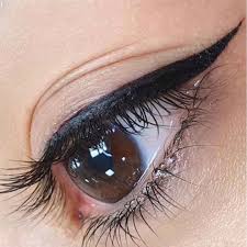 مرکز زیبایی نسترن چاوشی