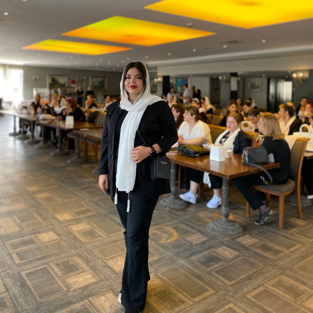 سالن کاشت ناخن پریماه