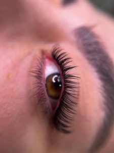 مرکز تخصصی زیبایی نسترن عبدی